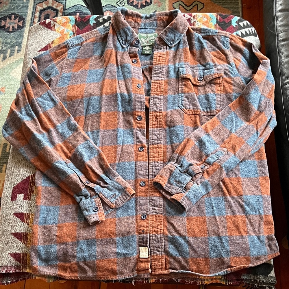 Woolrich Blue and Rust Plaid Flannel Button Down Shirt -sz L